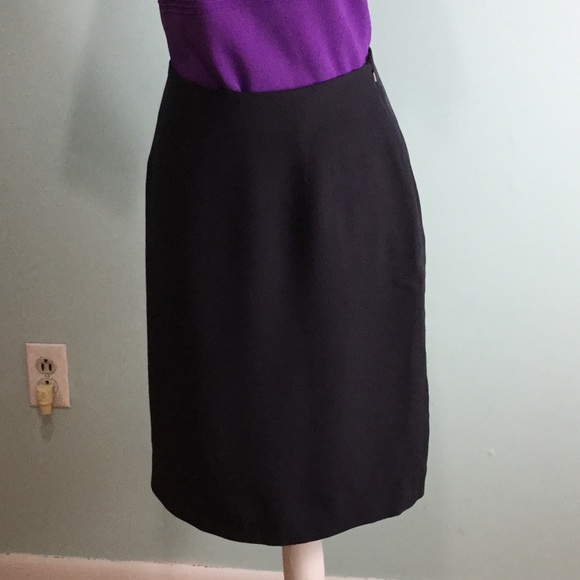 Skirt - Picture 4 of 7